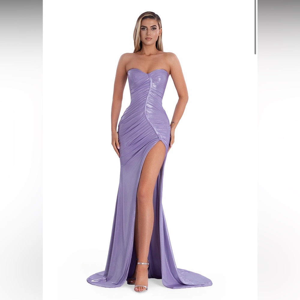 Elegant Lavender Strapless Gown